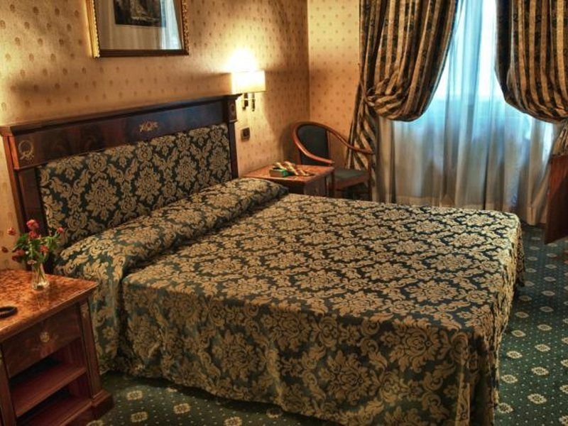 Hotel Cilicia Rzym Zewnętrze zdjęcie